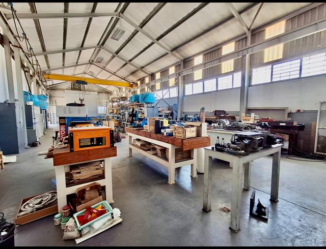 525M² MINI FACTORY FOR SALE IN ATLANTIS INDUSTRIAL
